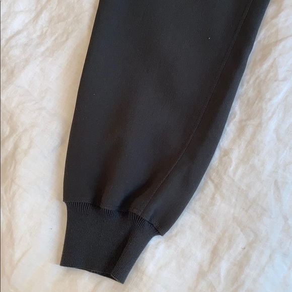 COPY - Wilfred Silk like pants - Picture 6 of 6
